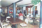 Headwinds Lounge and Restaurant